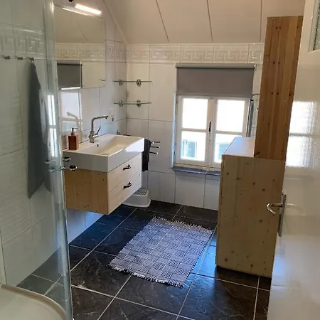 Huize Bronsgroen - Vakantiehuis Voor 2-6 Pers In Limburgse Heuvelland Cadier en Keer Exterior photo
